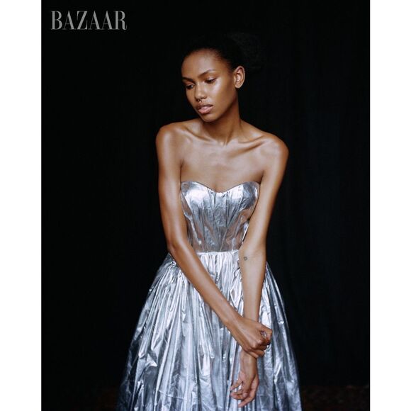 ALEXANDER MCQUEEN Sweetheart-Neckline Metallic Dress
